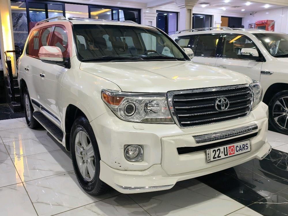 تويوتا لاندكروزر